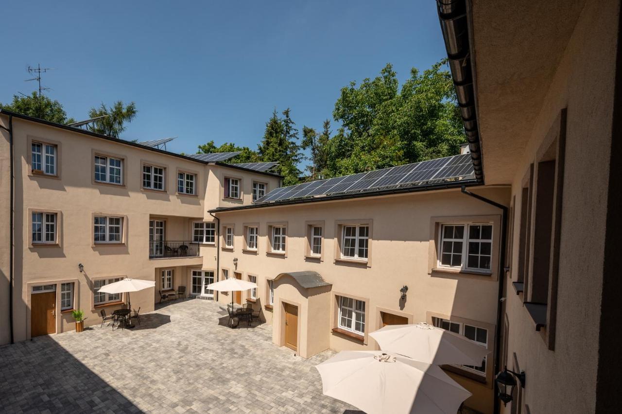 Central Platinum Apartments 7 雷布尼克 外观 照片